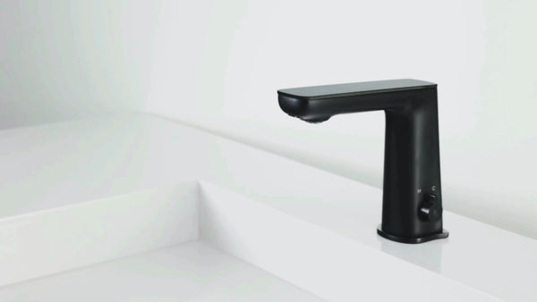 SENSOR AUTOMATIC BASIN MIXER WITH DISPLAY COMMERCIAL - Claudia Chrome